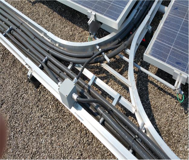 connecting solar panels